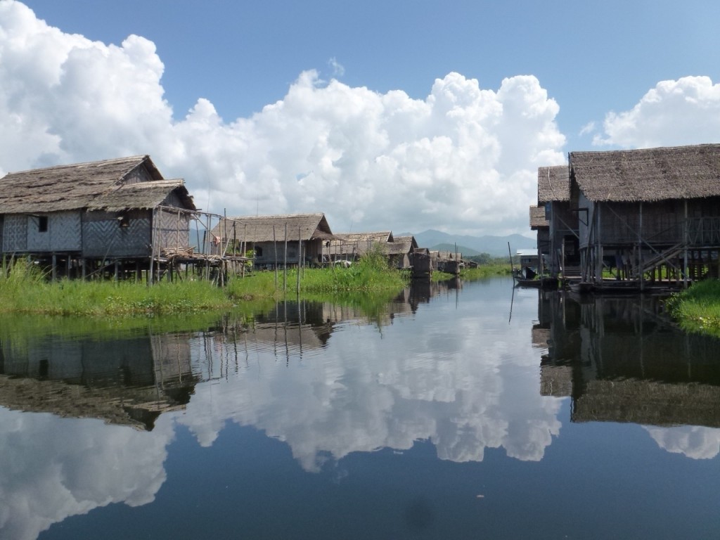 Village flottant de Nampan sur le lac Inle