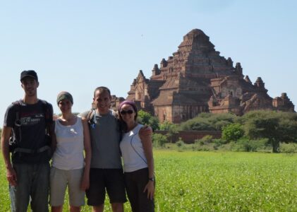 Bagan : des temples et des géants