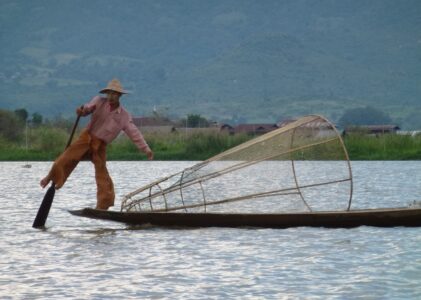 Lac Inle, embarquement pour un monde flottant