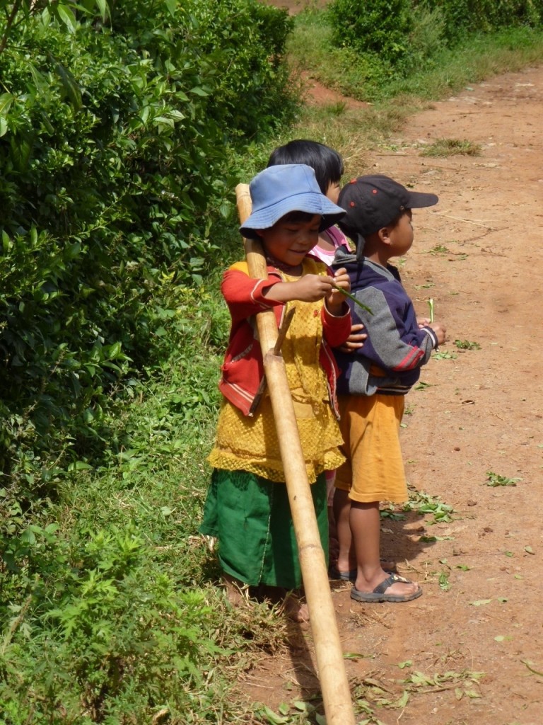 Enfants trek Kalaw - Lac Inle