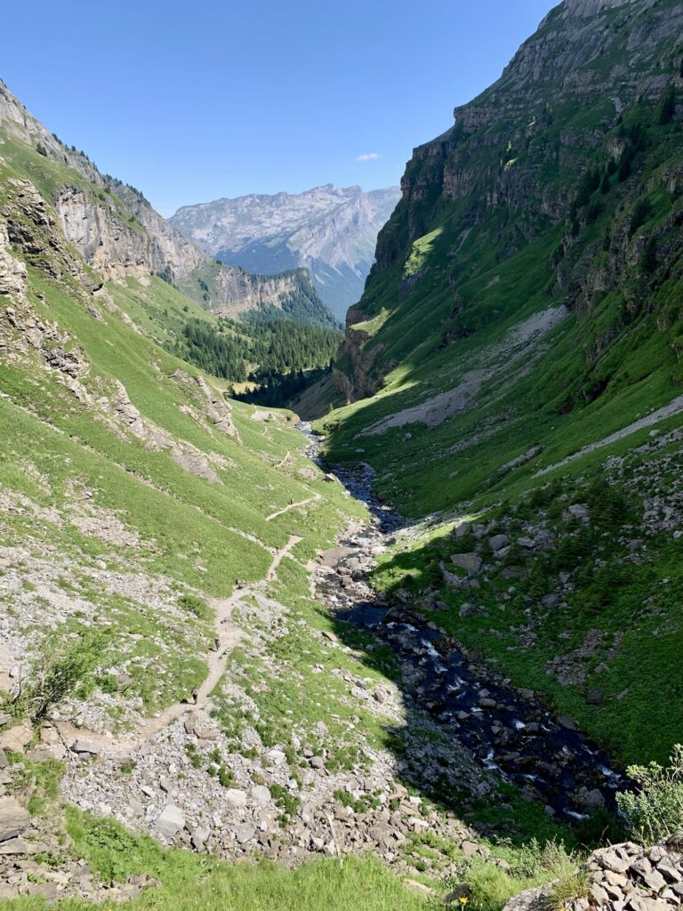 Vers le refuge de Sales, Fiz, Alpes, France