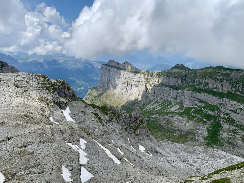 Crête de Tré l'Epaule, forts de Platé, Fiz, Alpes, France